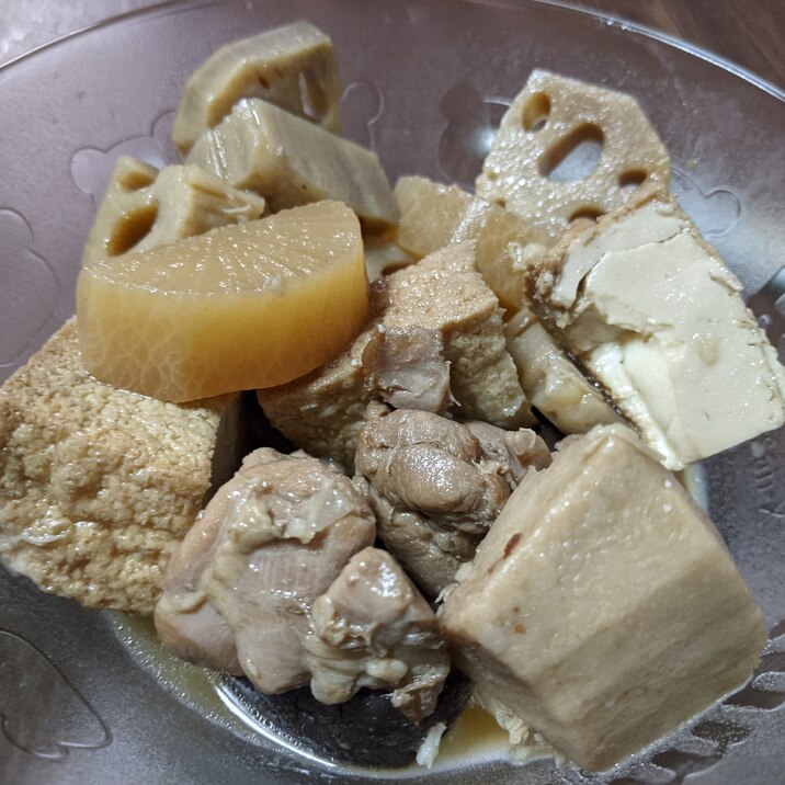 鶏肉とレンコンと厚揚げと大根の煮物